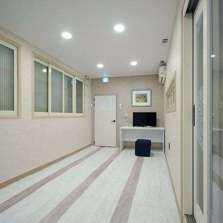 ファミリー ホテル BnB 南浦 釜山広域市 エクステリア 写真